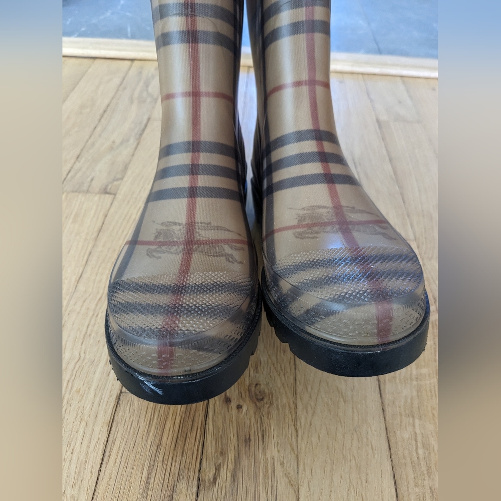 Burberry Rainboots Haymarket Classic Check size 39 (US women's 9) - Picture 4 of 13